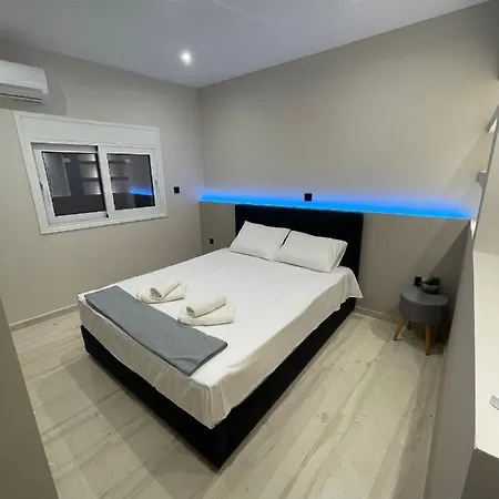 Appartement Luxury 3 Bedroom In Center Kiáton